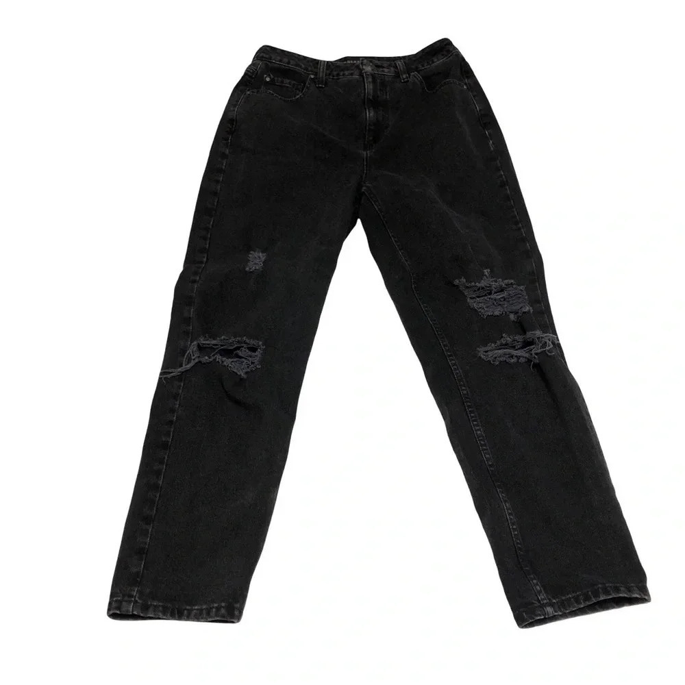 3/$25 ❥ Guess Straight Leg Size 28 Distressed Black Jeans  Women's Edgy Feminine